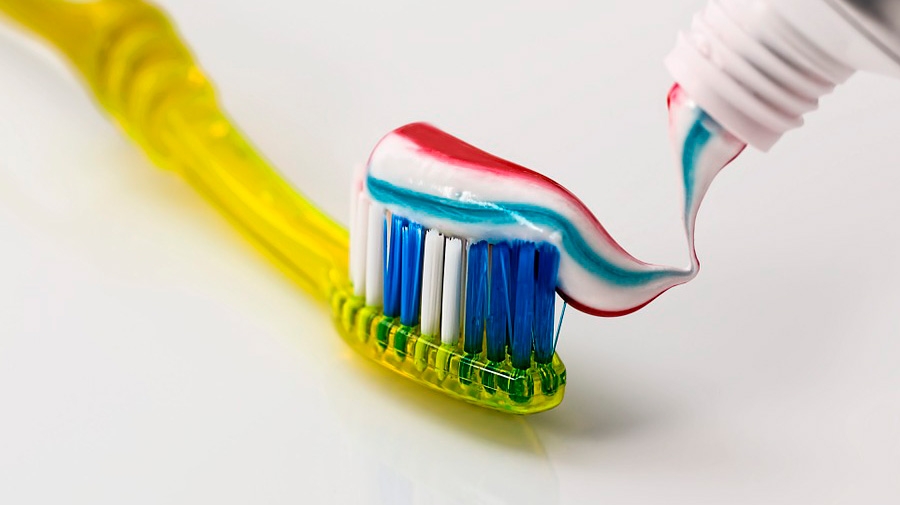 Cómo cuidar nuestro cepillo de dientes